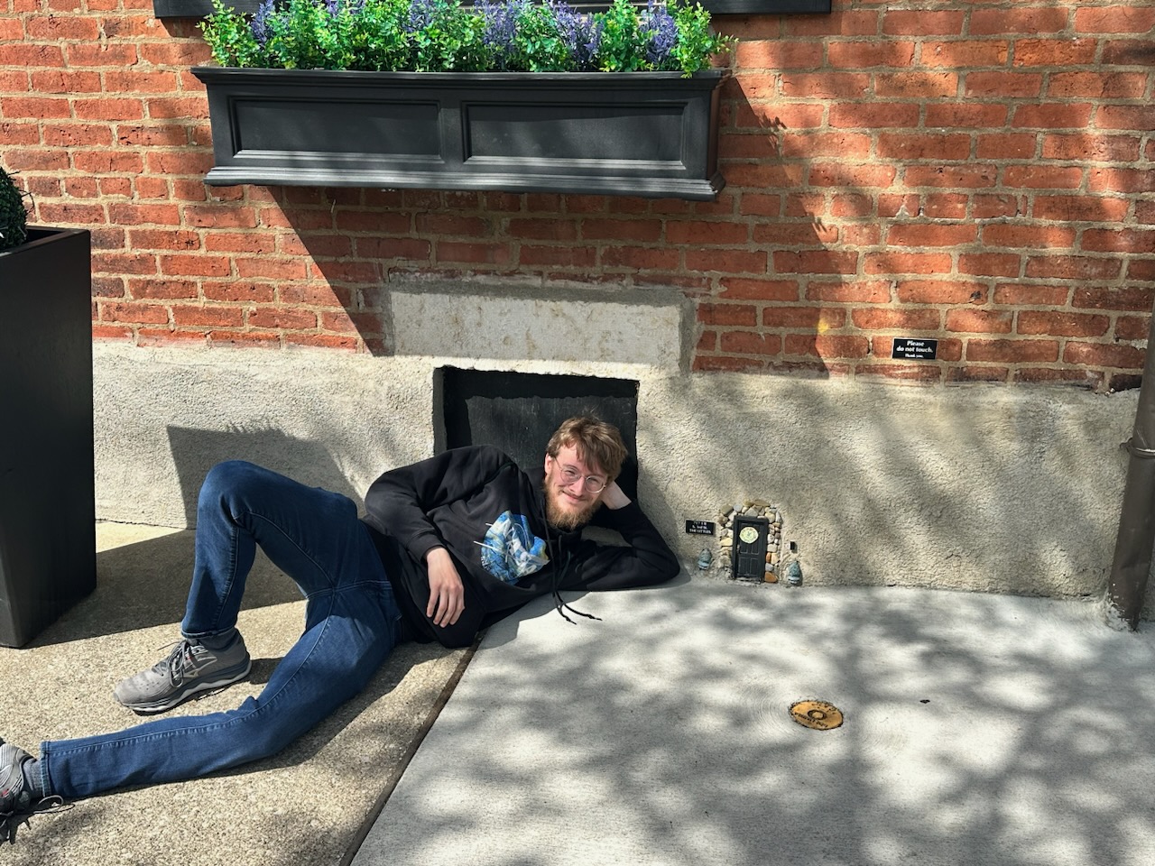 Visiting Stuart Little statue in Columbus, Ohio